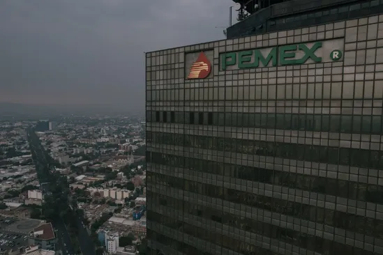 Pemex obtuvo financiamiento del Citi y Deutsche Bank para cubrir facturas pendientes