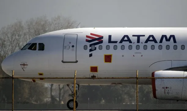 Latam: el sector turístico teme que menor oferta amplíe la crisis