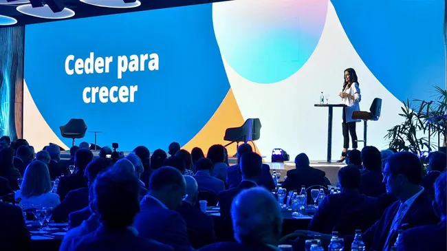 Coloquio IDEA: críticas a la grieta y empresarios que buscan que la Argentina salga a flote