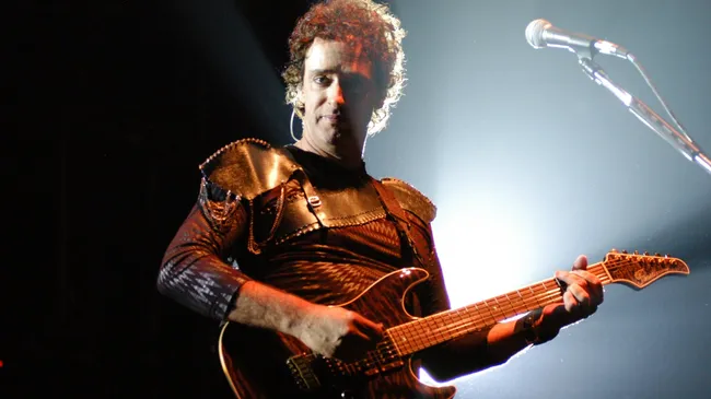 Cerati cumpliría 60 años: un repaso de su vida en 30 fotos
