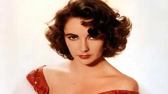Se cumplen 10 años del fallecimiento de Elizabeth Taylor, la actriz de los ojos violeta