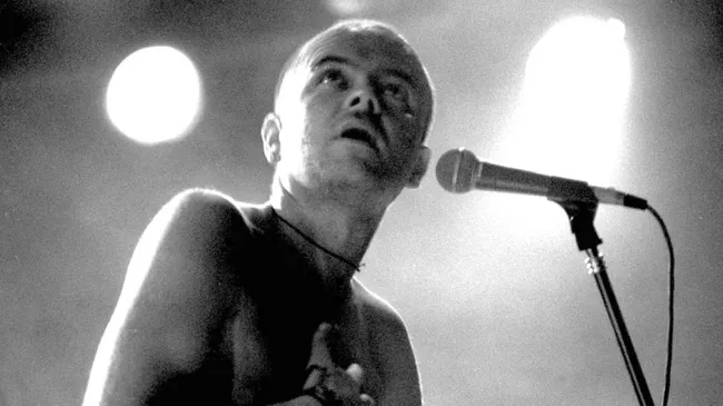Luca Prodan en la prensa británica gracias a la biopic de Armando Bo: “El dios del punk argentino”