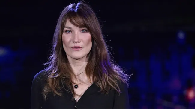 Carla Bruni-Sarkozy fue imputada por manipulación de testigo y soborno en la investigación contra su marido
