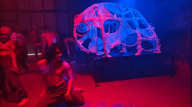 Viaje al abismo: El teatro inmersivo de Revel Mar en Córdoba