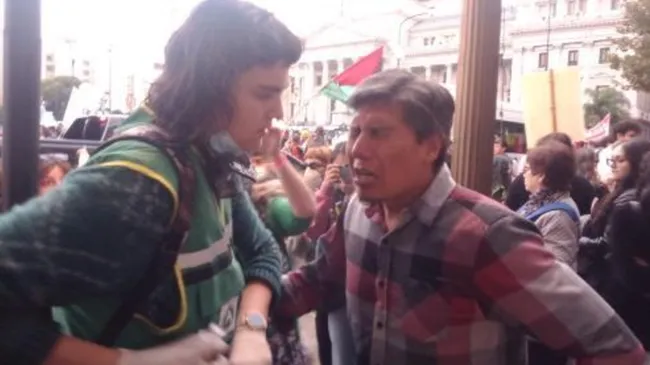 El posteo de Lilia Lemoine luego de que gasearan al diputado Vilca en la marcha por los jubilados: "Era con agua y jabón"