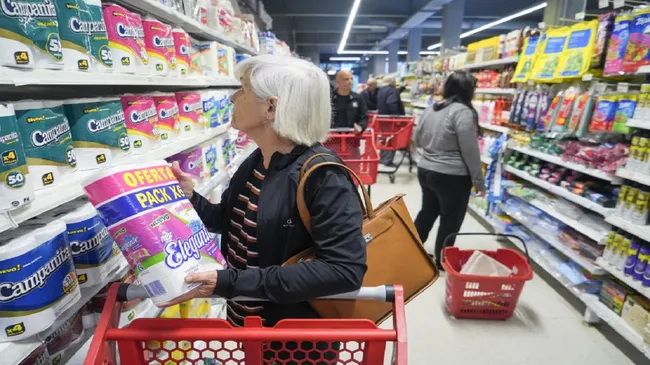 “A simple vista, no parece que la inflación llegue al 2% sin algo adicional”, indicó un economista