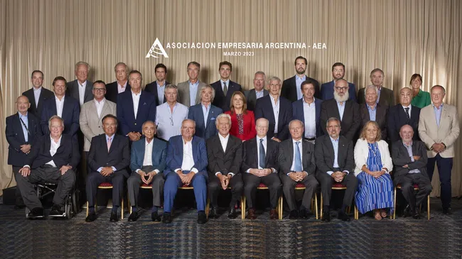 El círculo rojo avista la candidatura de Mauricio Macri y pone condiciones al plan económico del próximo gobierno