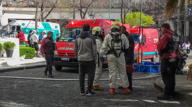 Mal momento en un hotel de Retiro por escape de cloro: hubo evacuados y una veintena de asistidos por el SAME