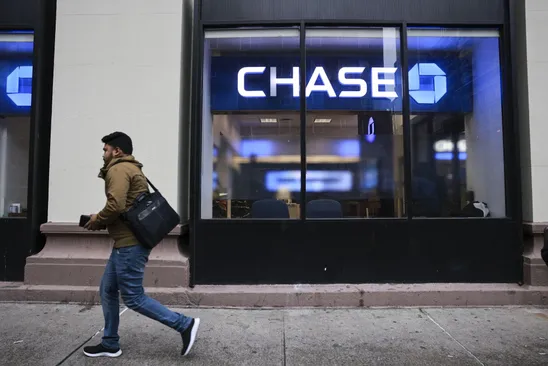 JPMorgan planea abrir más de 500 sucursales de Chase y contratar a 3.500 empleados