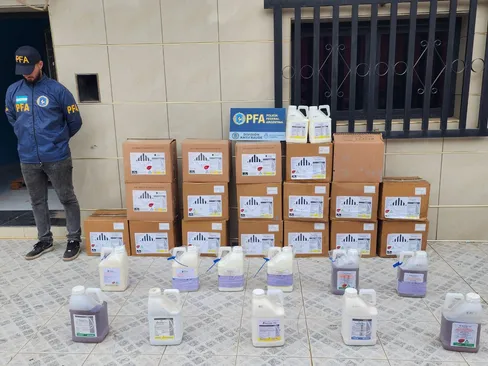 Desbaratan una banda que comercializaba agroquímicos falsificados