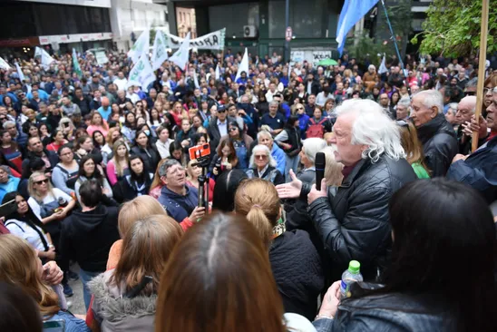 ¿Fin del conflicto? El SUOEM suspendió las asambleas tras llegar a un acuerdo con la municipalidad
