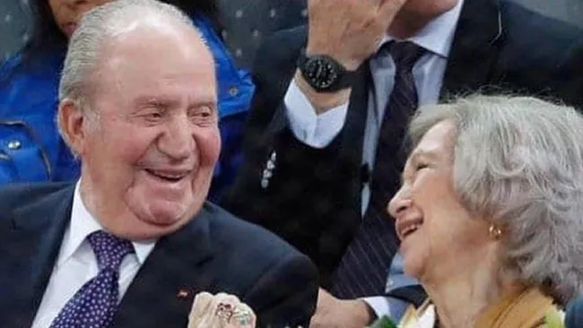 El rey Juan Carlos abandonó a Sofía, dejó una carta y un adiós para todos