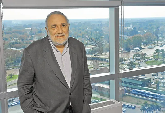 Murió el asesor massista Sergio Bendixen