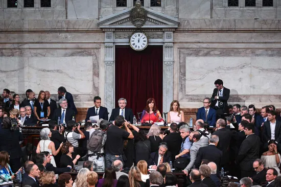 Mujeres, géneros e igualdad en la agenda legislativa: derecho al aborto y más