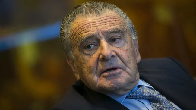 Eduardo Eurnekian retó a Javier Milei: "¡Pará, viejo! Dolarizar es secundario"