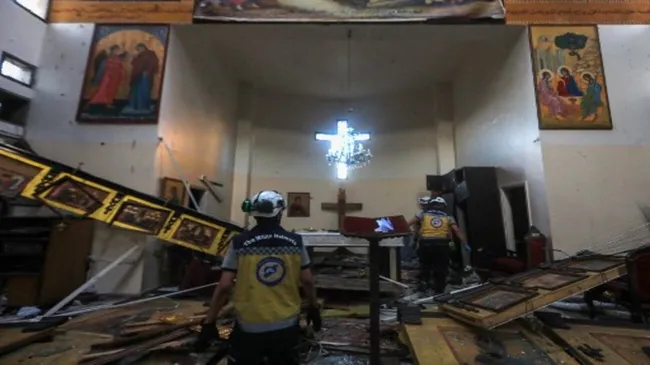 Al menos 22 muertos en atentado del Estado Islámico contra iglesia en Damasco