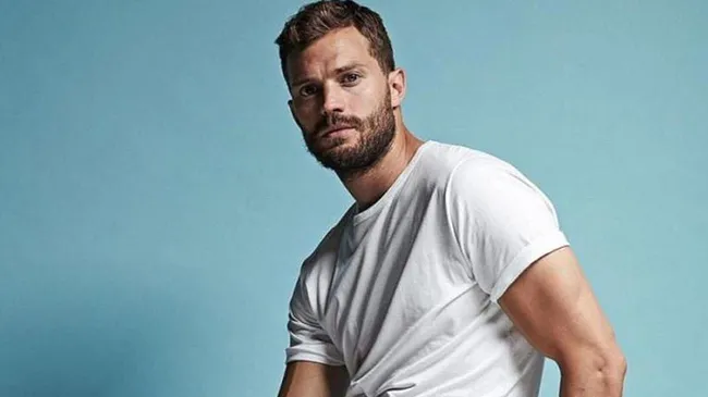 Jamie Dornan, actor de 50 sombras de Grey, fue hospitalizado con "síntomas de ataque al corazón" producidos por orugas tóxicas