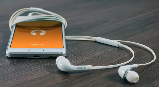Facebook pierde interés en incursionar en el podcasting