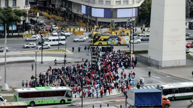 Nueva jornada de cortes y manifestaciones en el centro porteño