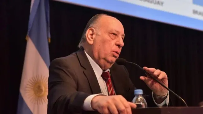 Cachanosky sobre Milei: "Lo que está haciendo es liquidar un montón de empresas"