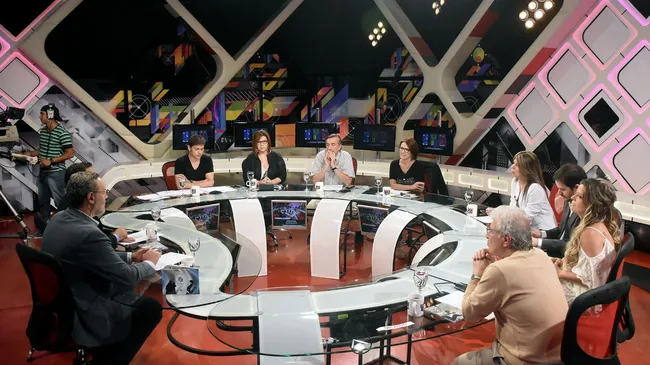 Al menos ocho expanelistas de 6,7,8 en juicio contra el Estado: reclaman más de $ 125 millones