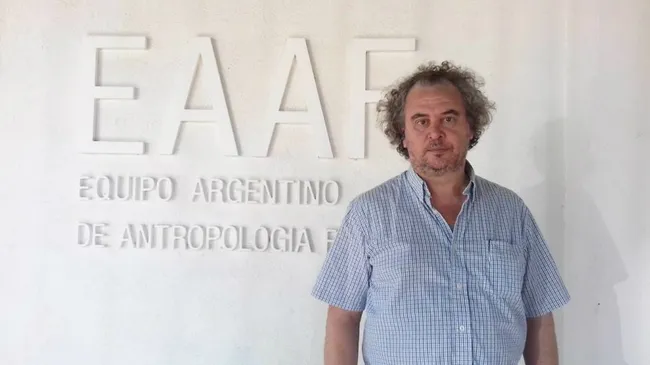 Luis Fondebrider: "En mayo ya advertimos del deficiente manejo de gestión de cadáveres"