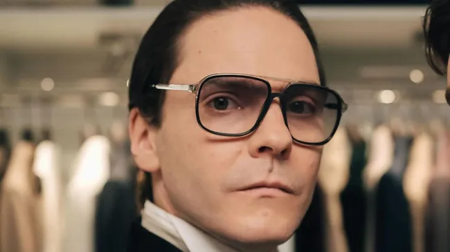 ‘Becoming Karl Lagerfeld’: la gran apuesta de Disney+ que devela los orígenes del diseñador alemán