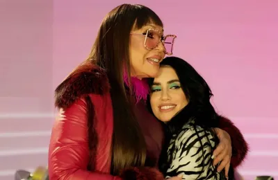 Revelaron el motivo de la ausencia de Lali Espósito en la avant premiere de la serie de Moria Casán