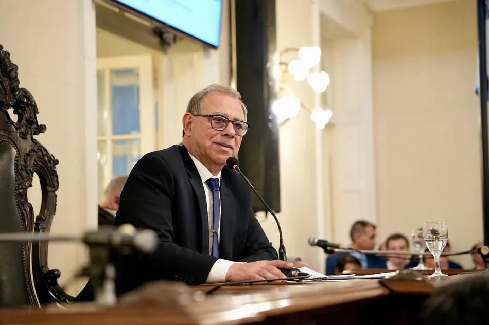 Eduardo Tassano criticó las internas del Gobierno nacional y alertó por la crisis industrial