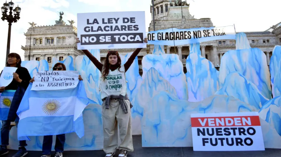 Una doctora en ciencias biológicas explicó por qué la Ley de Glaciares es “regresiva”