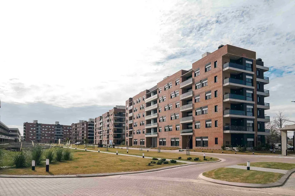 Migración en Rosario: crece el éxodo hacia Funes, Roldán y Fisherton por cambios urbanos y calidad de vida.