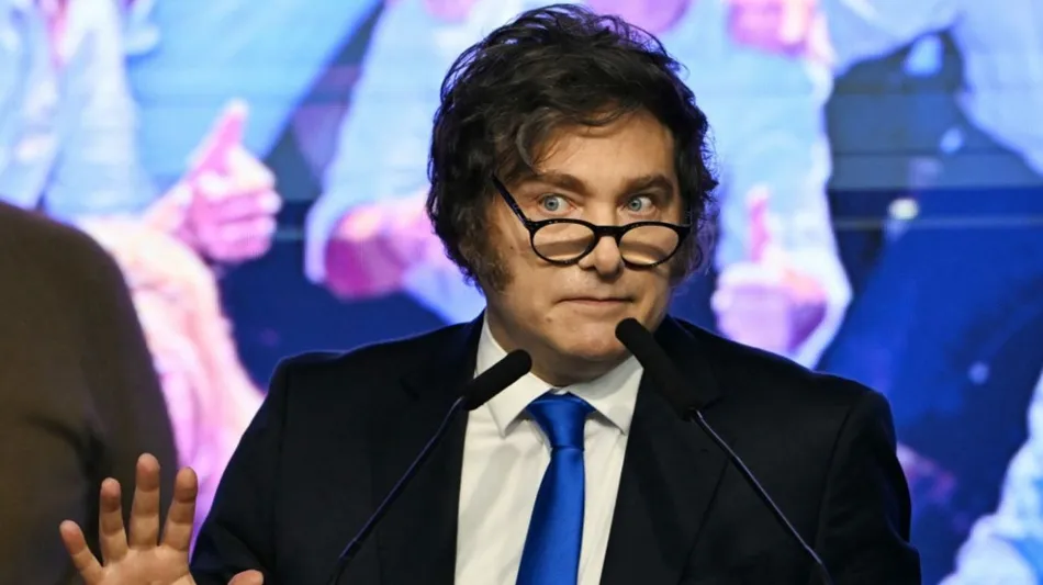 El Gobierno de Javier Milei niega discontinuar la búsqueda en el exterior de bebés apropiados pero reconoce demora