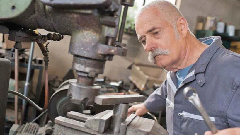 Trabajar después del retiro dejó de ser opción y se volvió necesidad