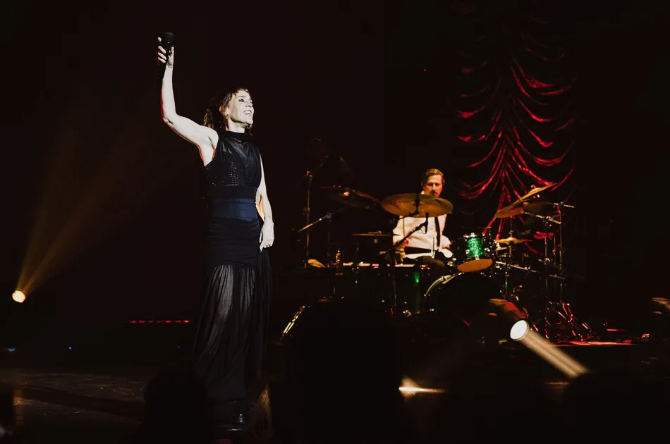 ZAZ volvió a Buenos Aires con un show que atravesó la chanson, el jazz y el pop