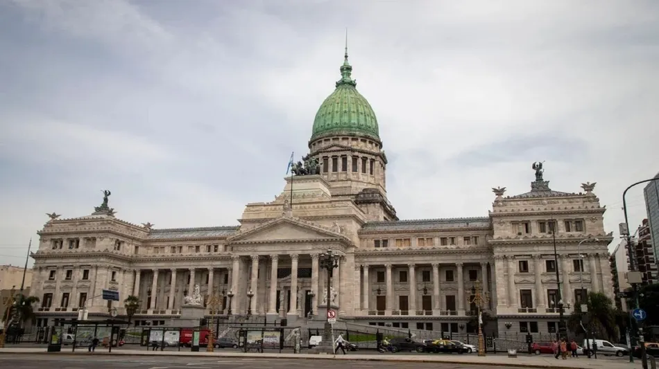 Reforma electoral en debate: críticas a las PASO, financiamiento y el riesgo de adelantar elecciones