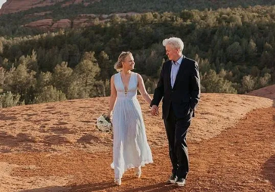Charles Spencer se casó en secreto: quién es la arqueóloga que conquistó al hermano de Lady Di