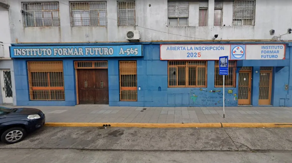 Cerró sorpresivamente una escuela privada en la Ciudad de Buenos Aires y 200 estudiantes quedaron sin colegio